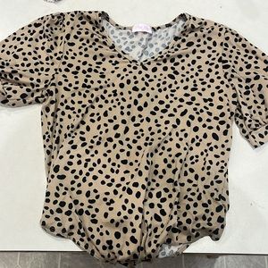 PINK LILY leopard short sleeve bodysuit size large